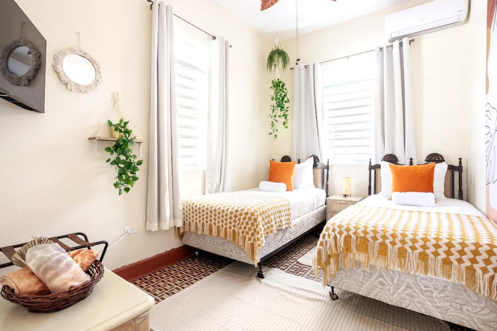 610@Miramar San Juan Quarto foto