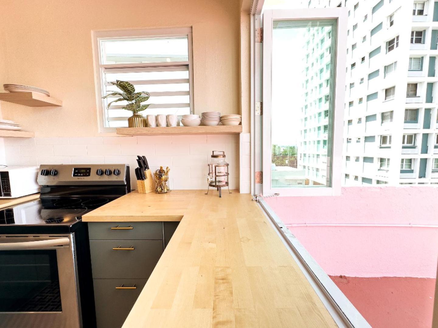 610@Miramar San Juan Quarto foto