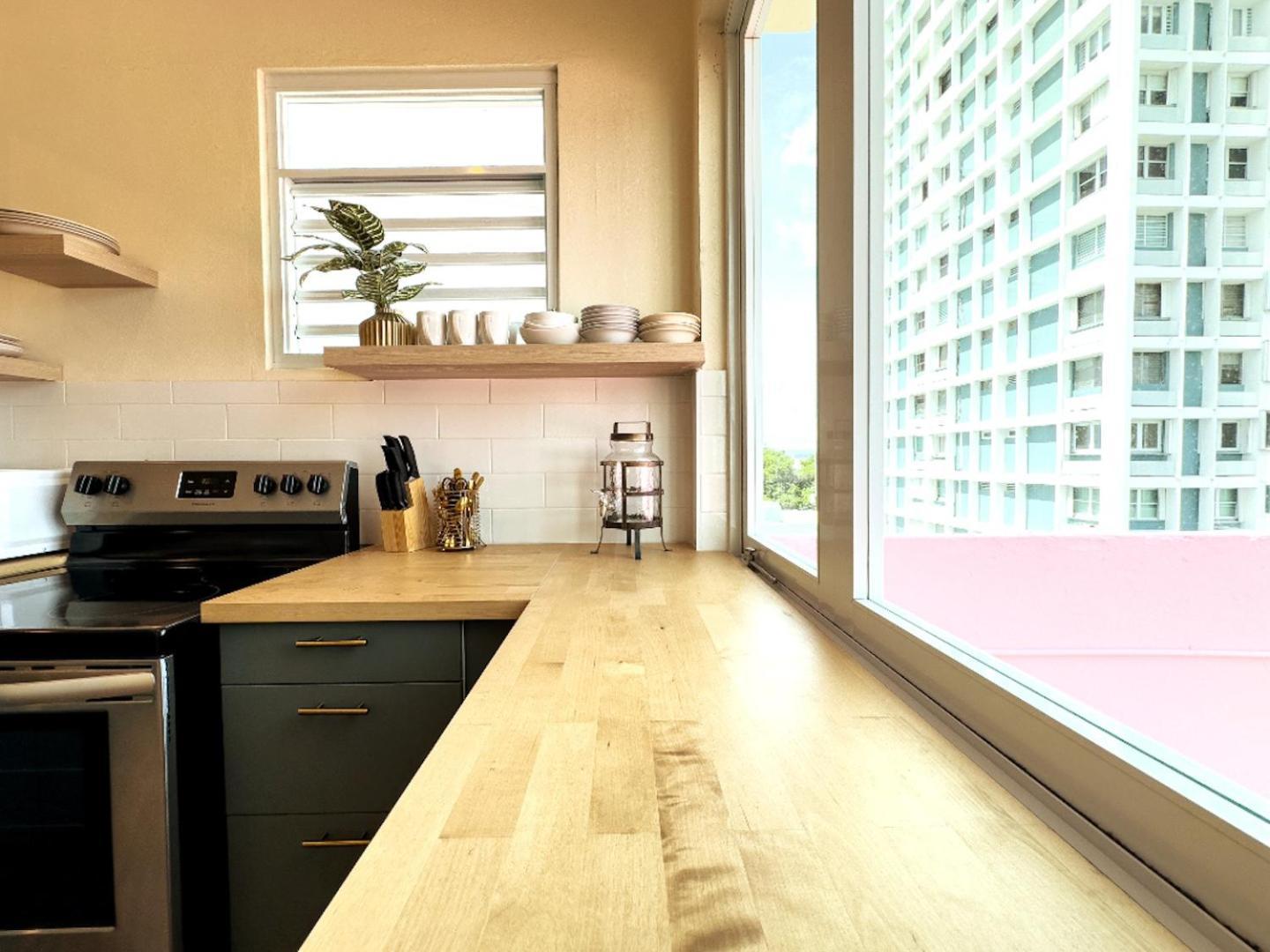 610@Miramar San Juan Quarto foto